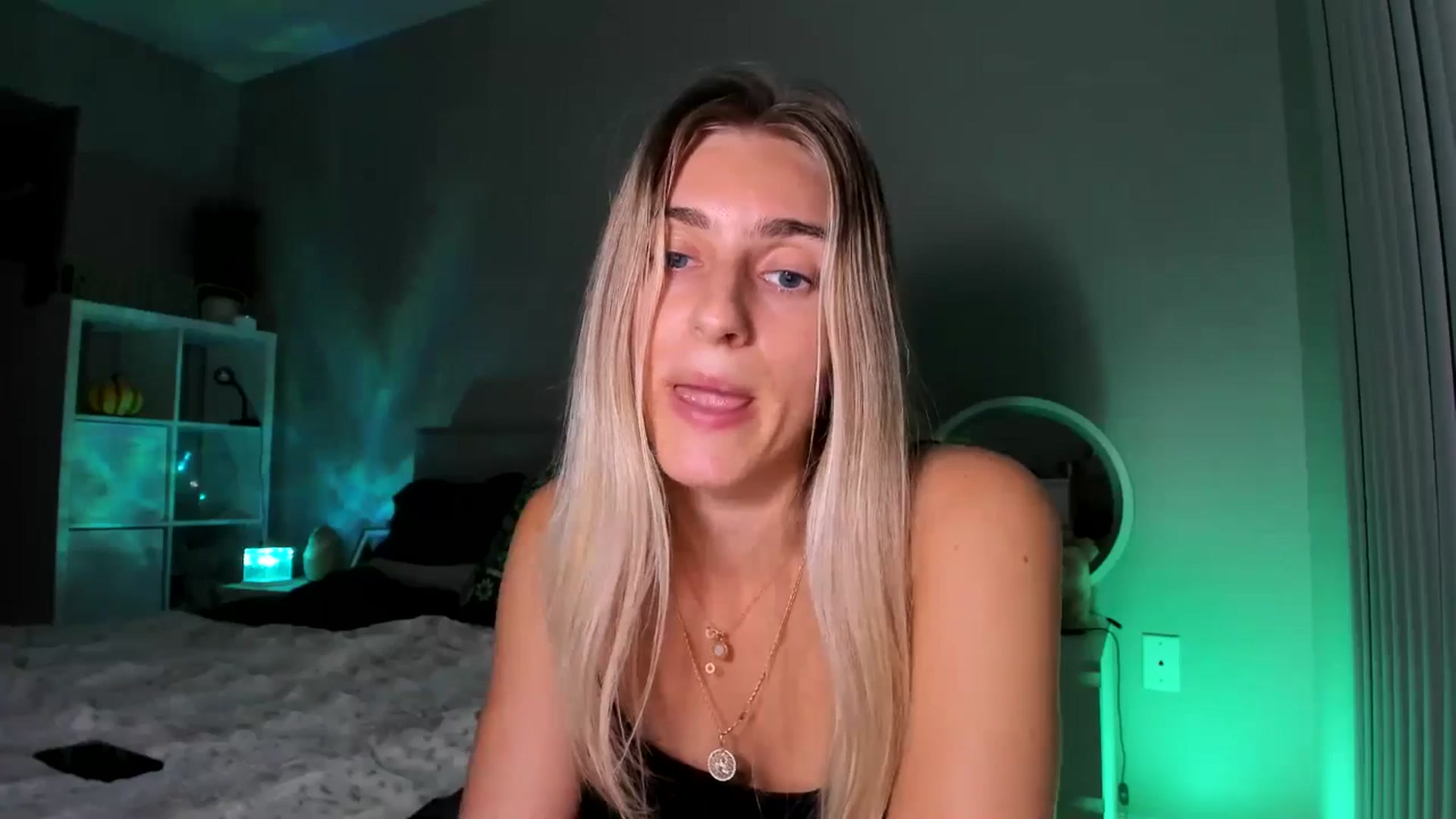 Gallery image thumbnail from Vodka_Queen's myfreecams stream on, 12/16/2025, 08:00 image 20 of 20