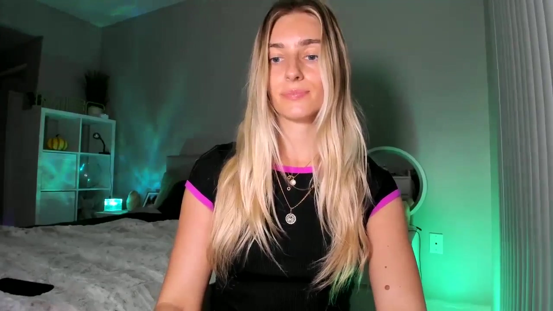 Gallery image thumbnail from Vodka_Queen's myfreecams stream on, 12/20/2025, 01:14 image 10 of 20