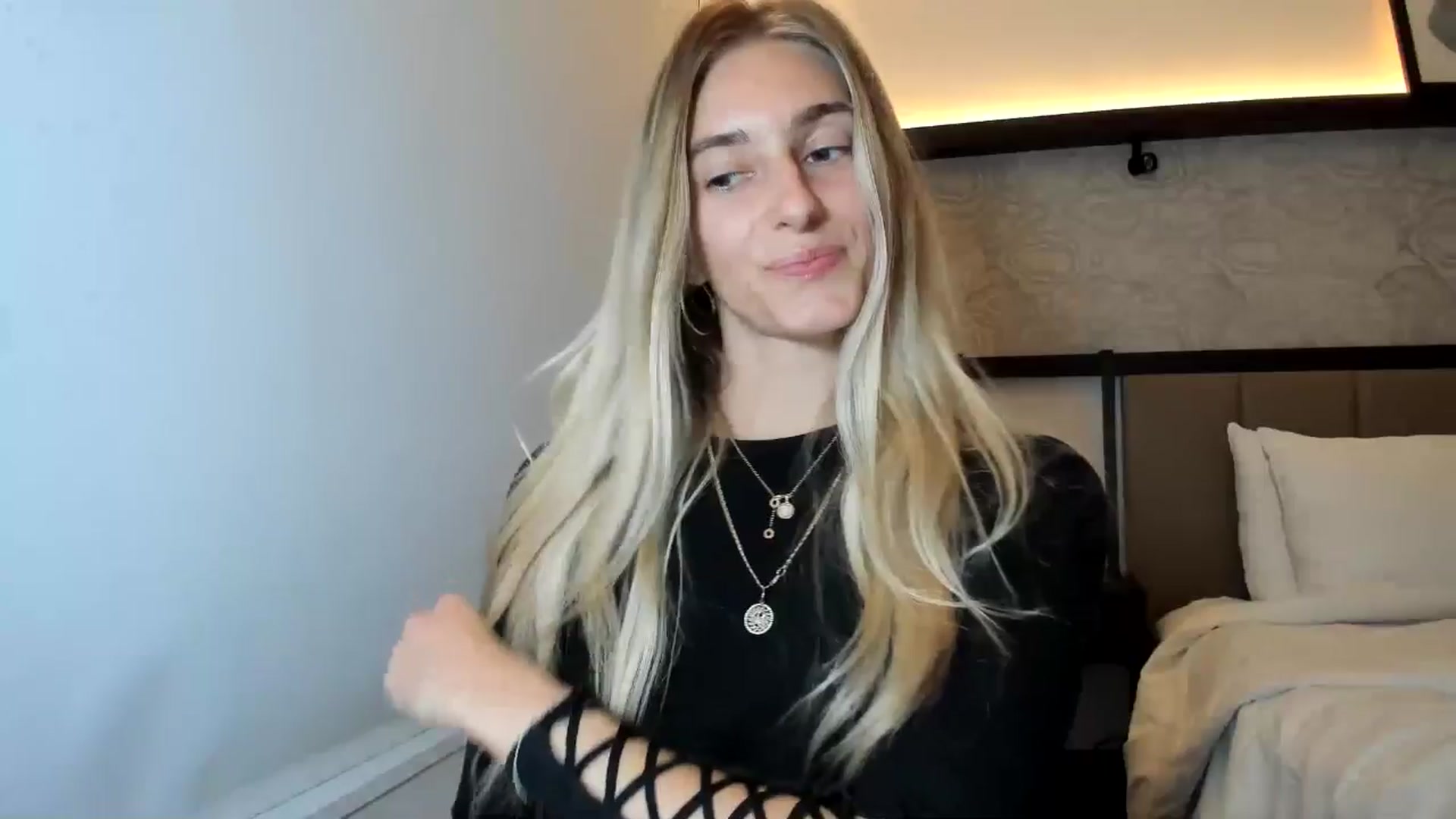 Gallery image thumbnail from Vodka_Queen's myfreecams stream on, 12/22/2025, 04:59 image 8 of 20