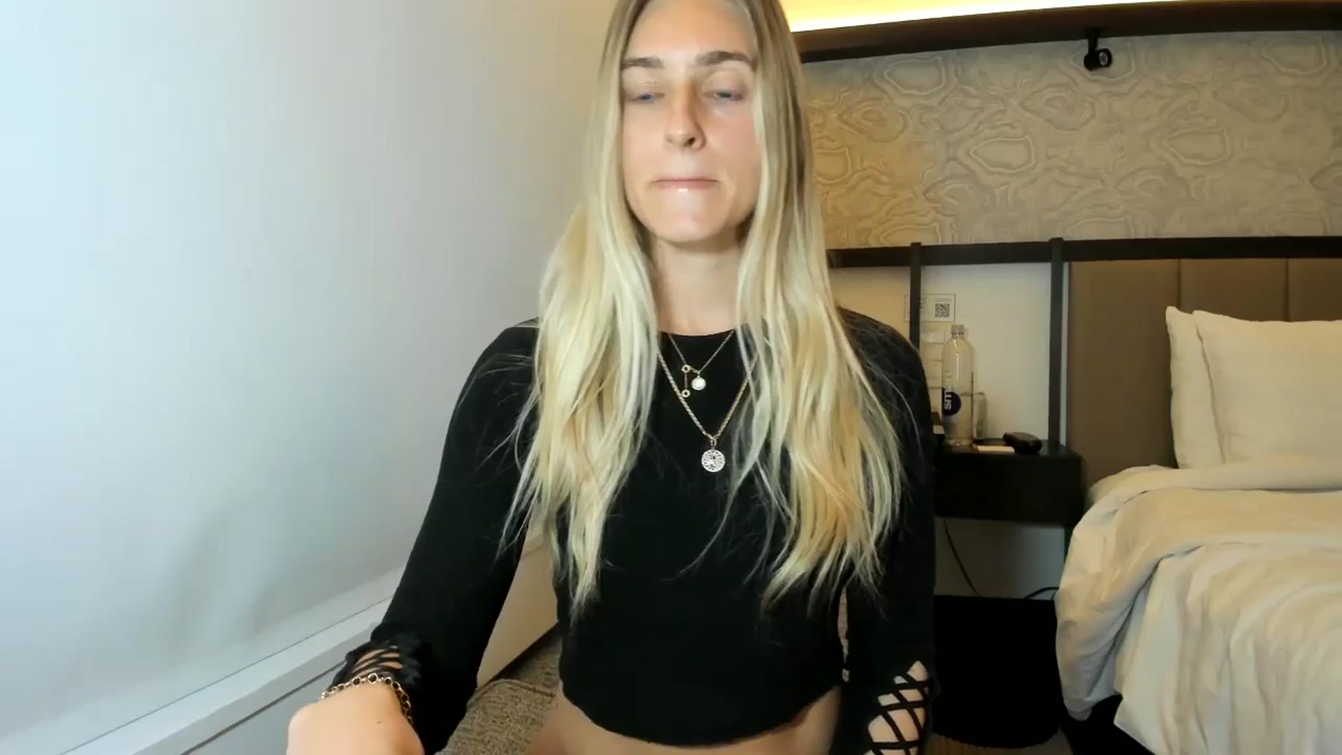 Gallery image thumbnail from Vodka_Queen's myfreecams stream on, 12/22/2025, 04:59 image 5 of 20