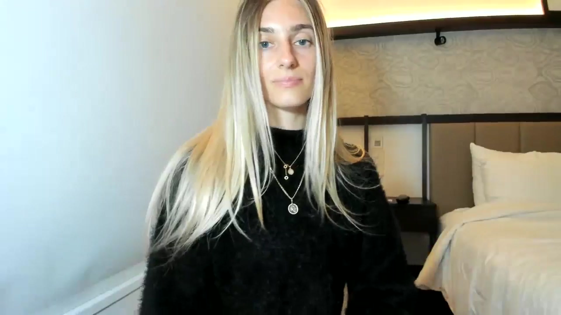 Gallery image thumbnail from Vodka_Queen's myfreecams stream on, 12/23/2025, 05:12 image 3 of 20