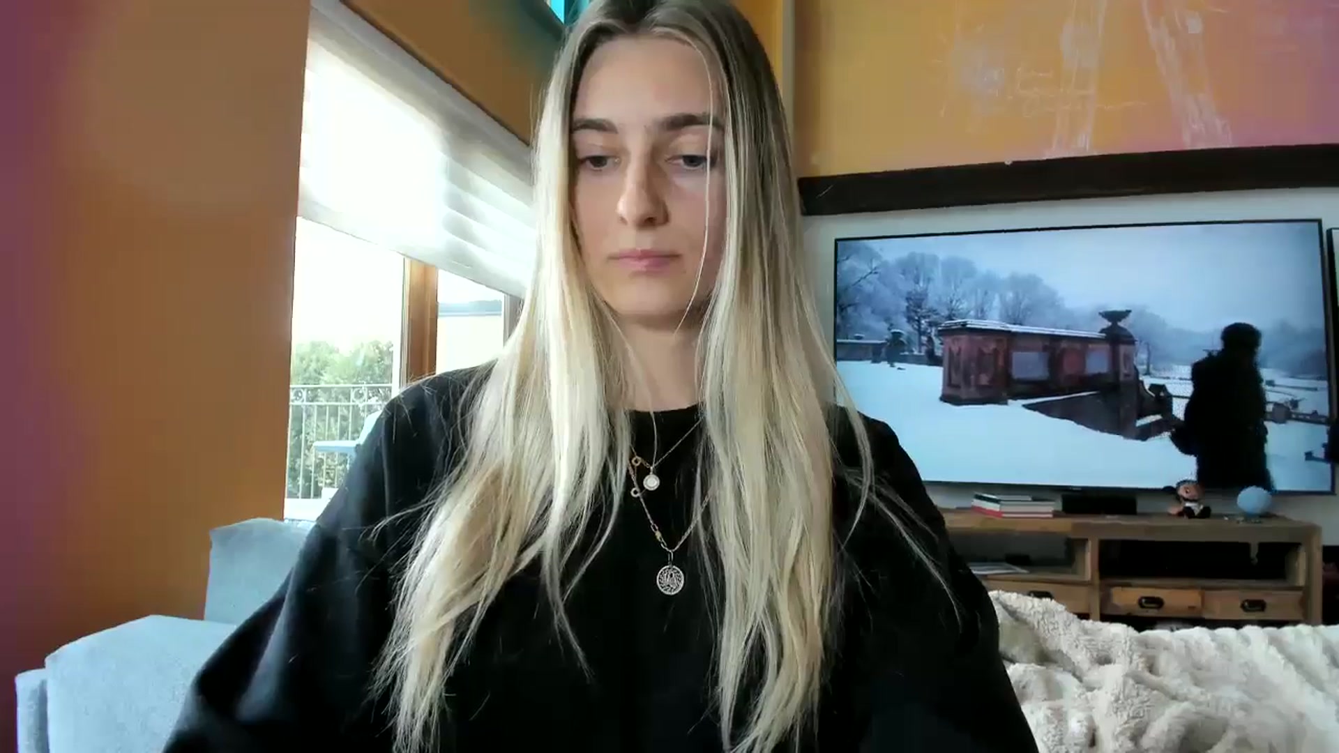 Gallery image thumbnail from Vodka_Queen's myfreecams stream on, 12/31/2025, 18:20 image 6 of 20