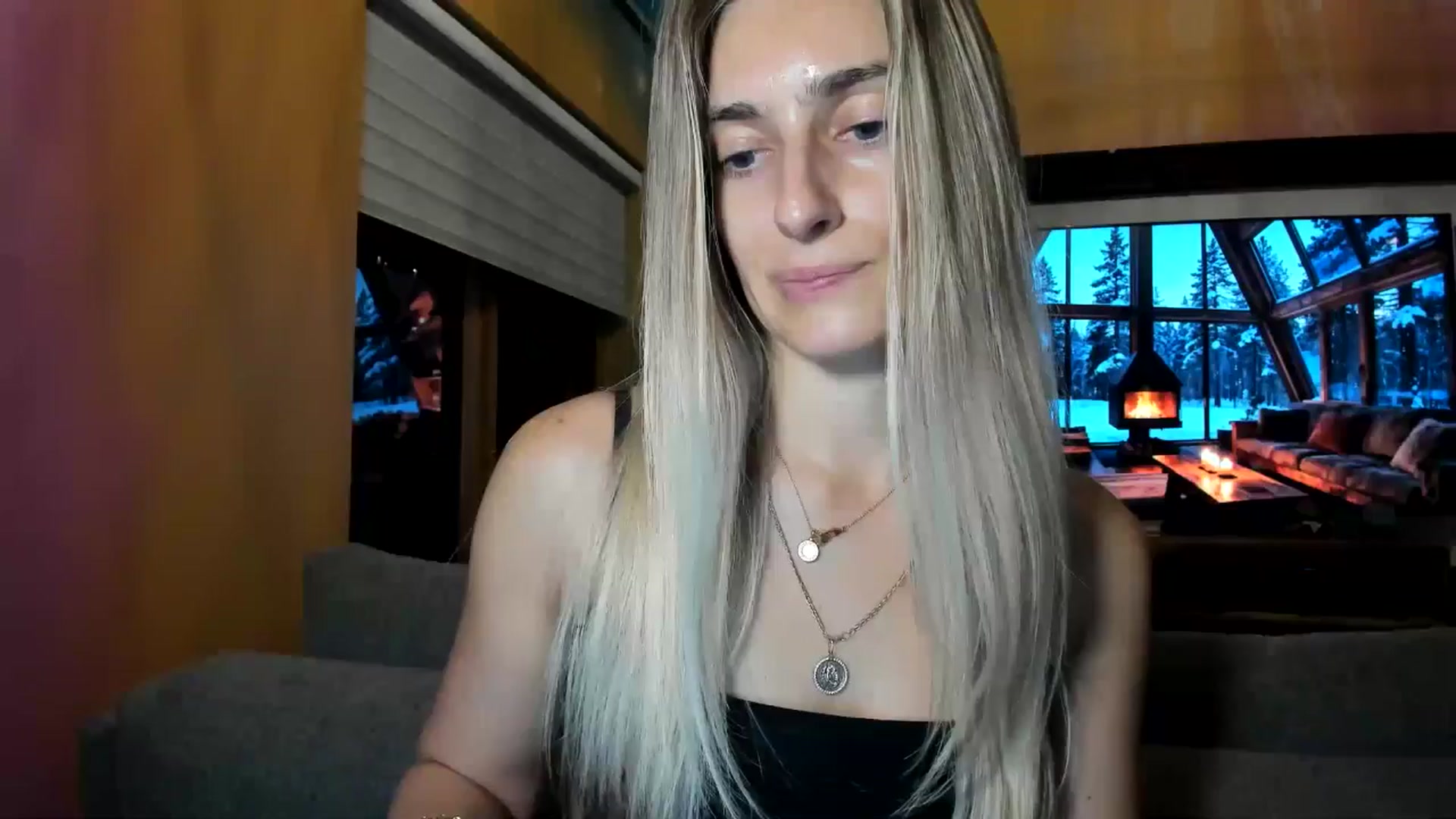 Gallery image thumbnail from Vodka_Queen's myfreecams stream on, 01/03/2026, 06:44 image 6 of 20