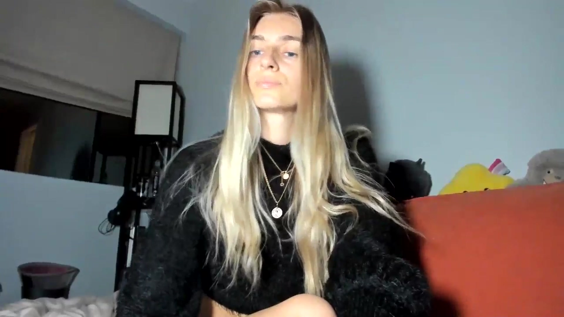 Gallery image thumbnail from Vodka_Queen's myfreecams stream on, 01/04/2026, 03:28 image 6 of 20