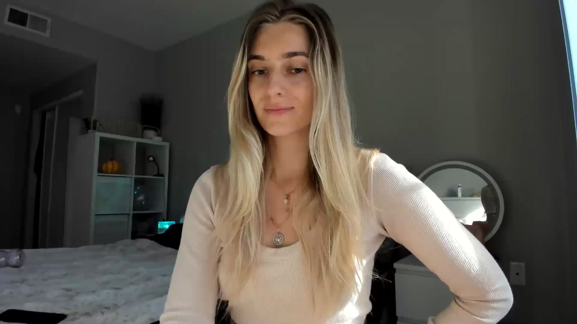 Gallery image thumbnail from Vodka_Queen's myfreecams stream on, 01/10/2026, 22:32 image 7 of 20