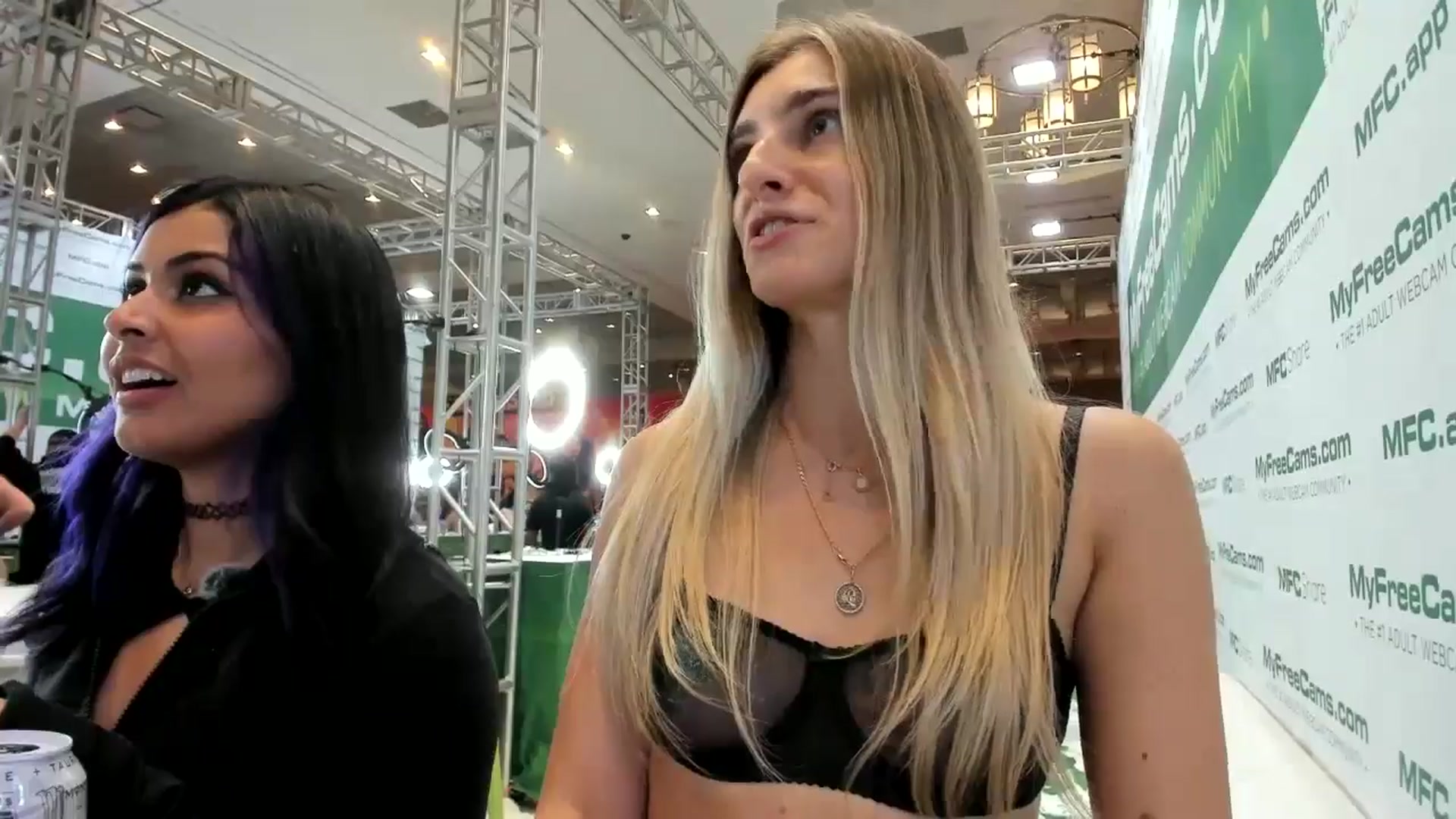Gallery image thumbnail from Vodka_Queen's myfreecams stream on, 01/22/2026, 03:23 image 13 of 20