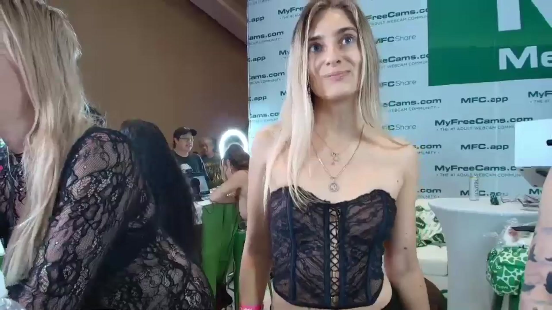 Gallery image thumbnail from Vodka_Queen's myfreecams stream on, 01/24/2026, 03:43 image 16 of 20