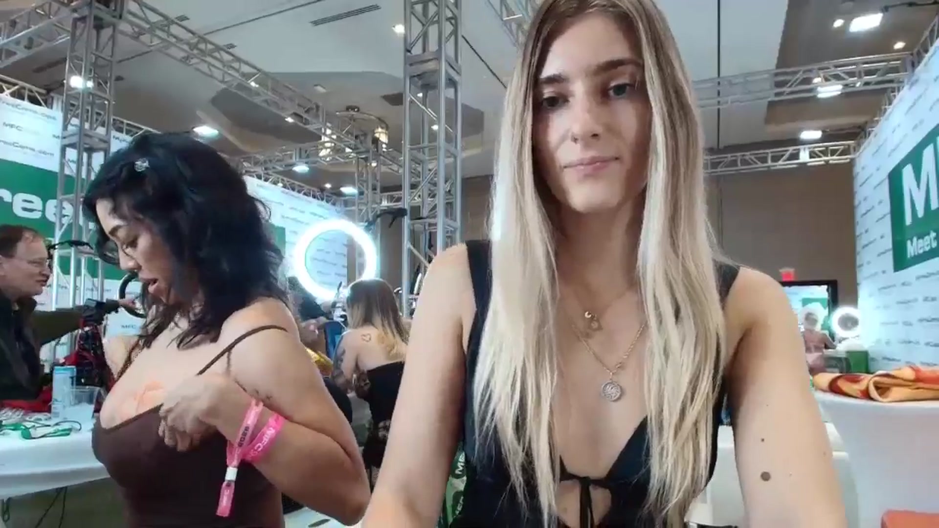 Gallery image thumbnail from Vodka_Queen's myfreecams stream on, 01/24/2026, 23:45 image 6 of 20