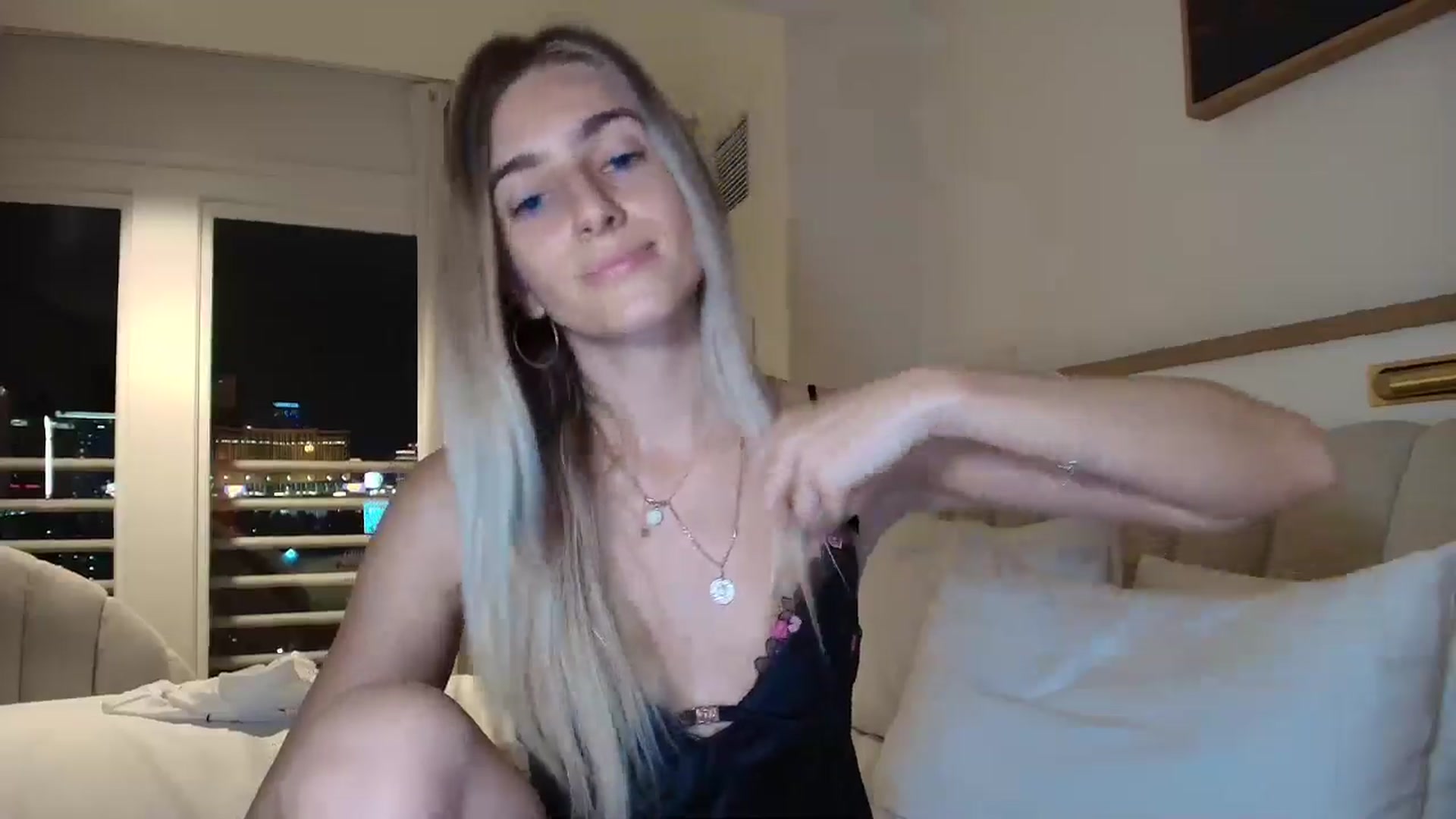 Gallery image thumbnail from Vodka_Queen's myfreecams stream on, 01/25/2026, 03:49 image 13 of 20