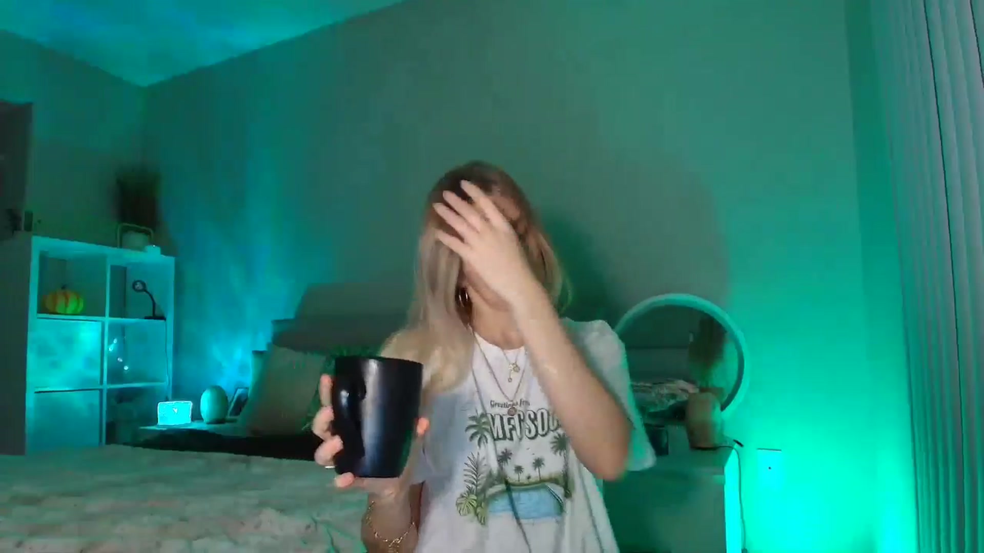 Gallery image thumbnail from Vodka_Queen's myfreecams stream on, 01/26/2026, 07:05 image 4 of 20