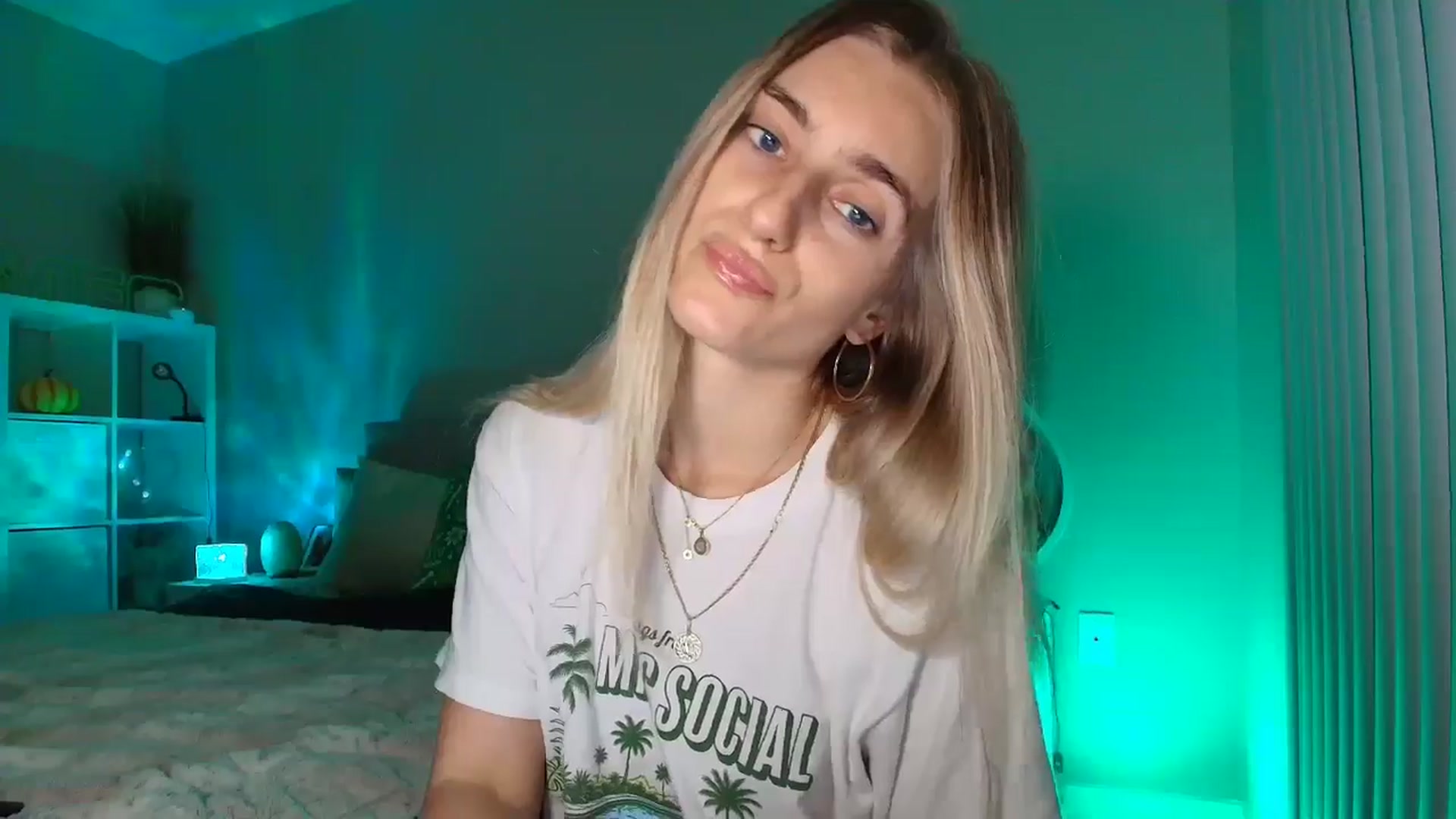 Gallery image thumbnail from Vodka_Queen's myfreecams stream on, 01/26/2026, 07:05 image 2 of 20