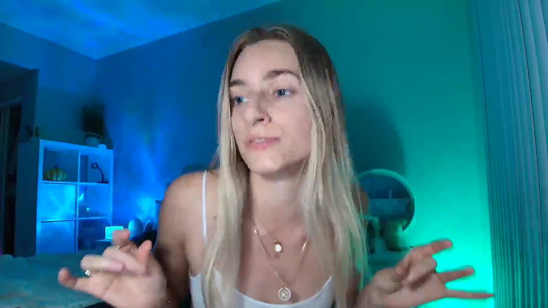 Gallery image thumbnail from Vodka_Queen's myfreecams stream on, 01/28/2026, 08:54 image 2 of 20