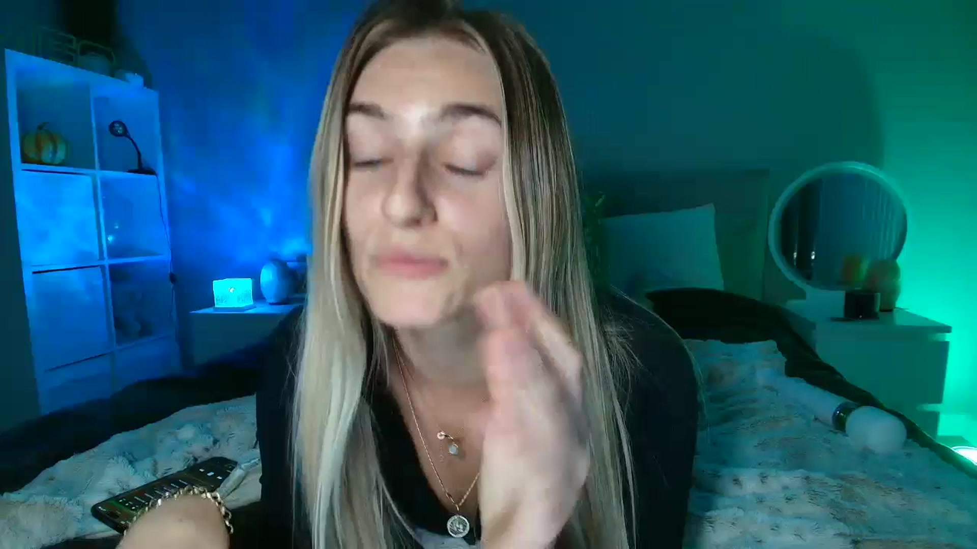 Gallery image thumbnail from Vodka_Queen's myfreecams stream on, 01/30/2026, 10:56 image 18 of 20