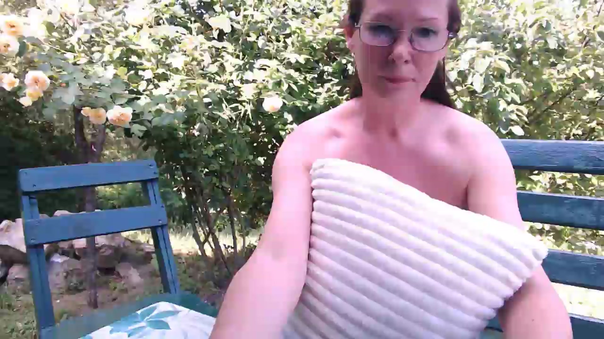 Gallery image thumbnail from Voile's myfreecams stream on, 06/06/2026, 14:11 image 19 of 20