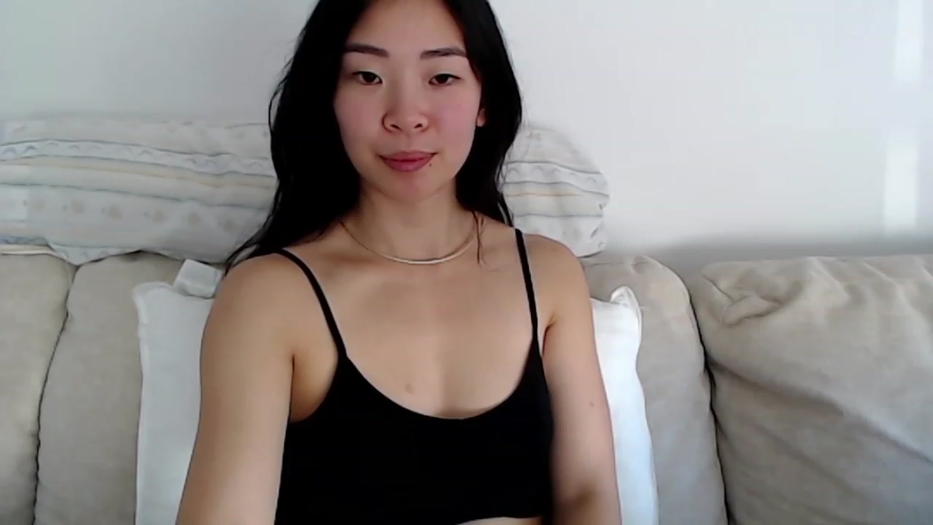 Gallery image thumbnail from VyAwesome's myfreecams stream on, 11/15/2022, 07:35 image 15 of 20