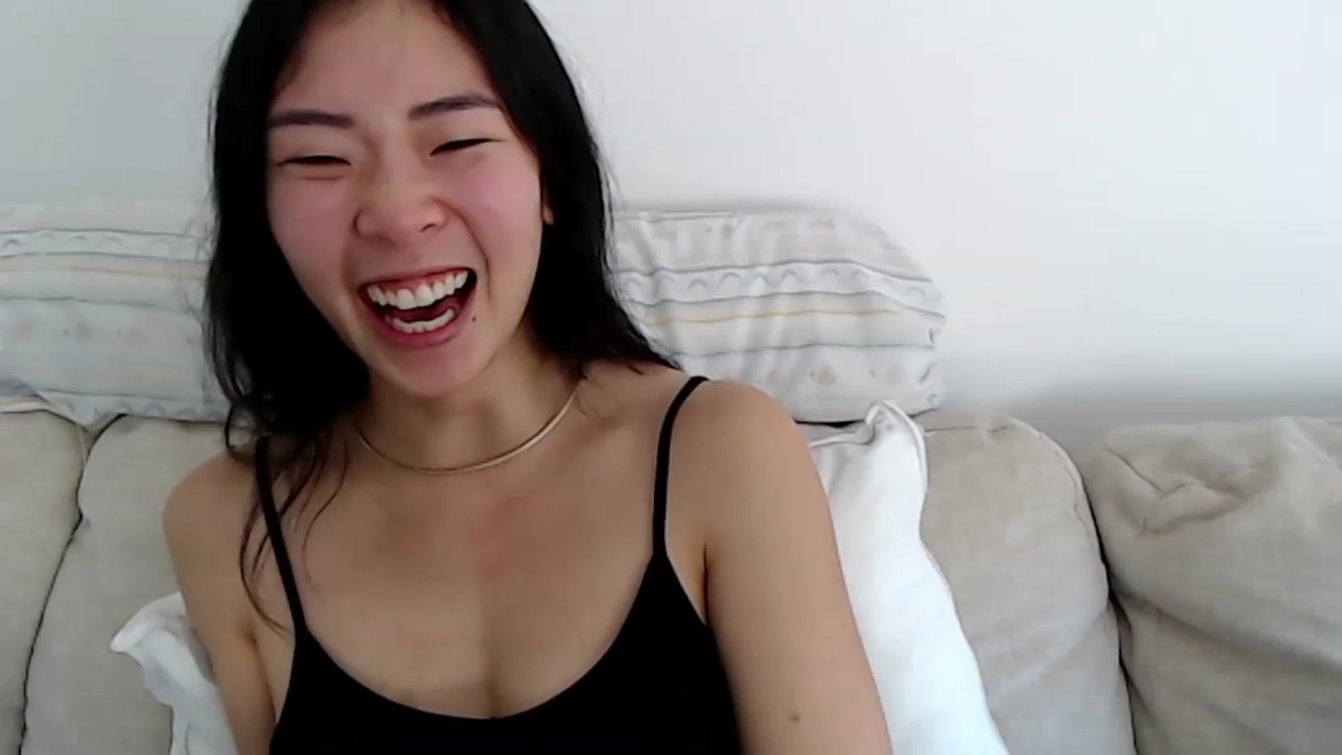 Gallery image thumbnail from VyAwesome's myfreecams stream on, 11/15/2022, 07:35 image 6 of 20