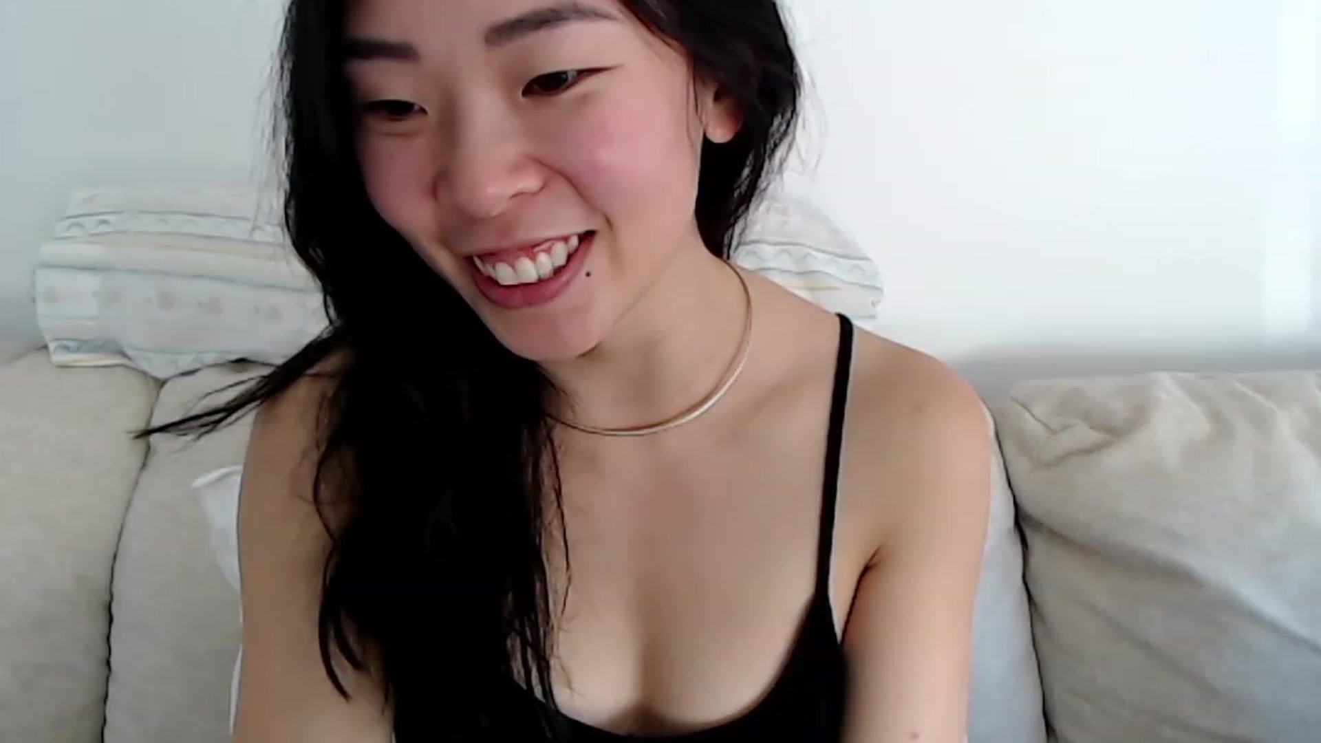 Gallery image thumbnail from VyAwesome's myfreecams stream on, 11/15/2022, 07:35 image 11 of 20