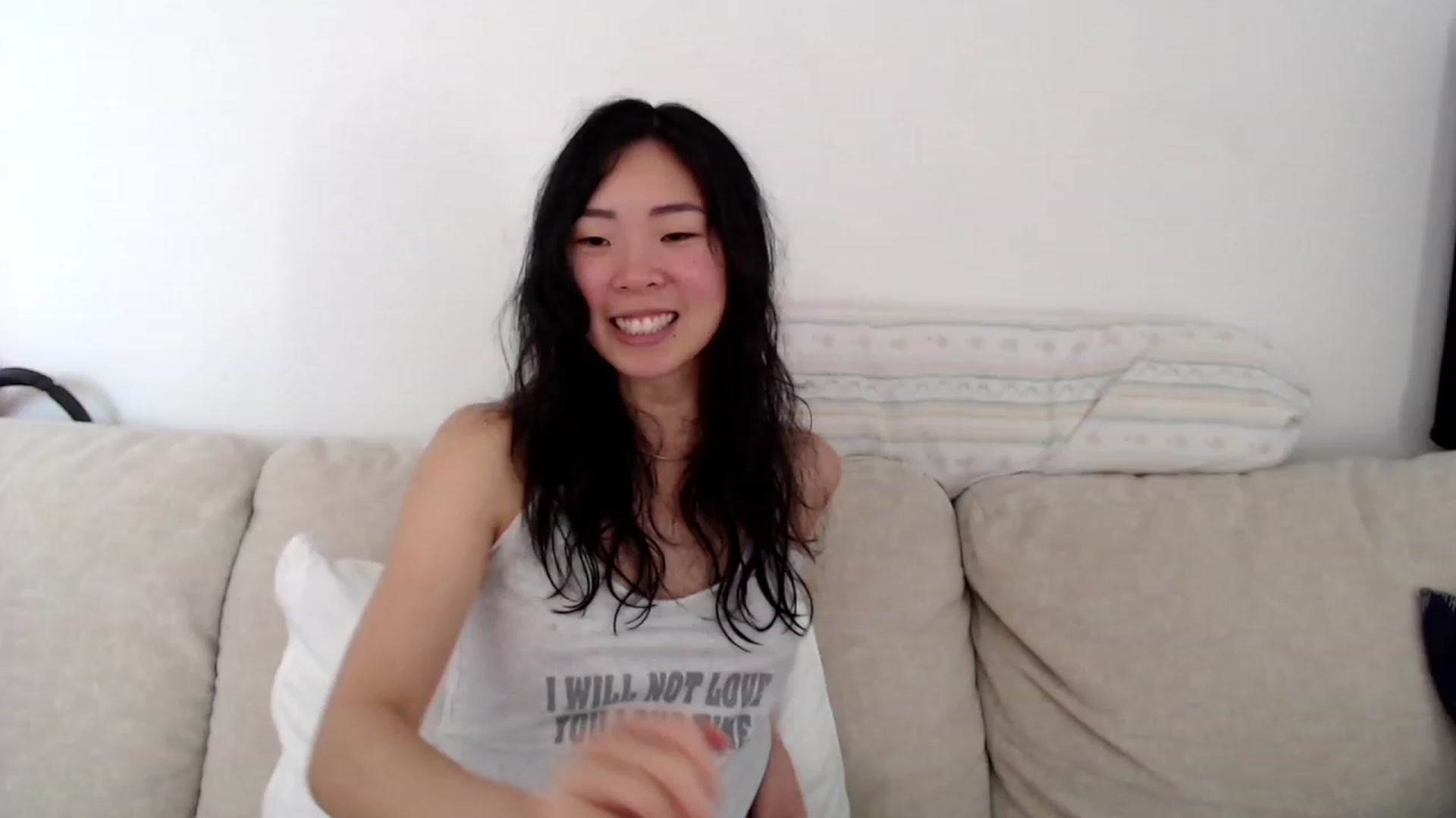 Gallery image thumbnail from VyAwesome's myfreecams stream on, 11/18/2022, 05:32 image 4 of 20