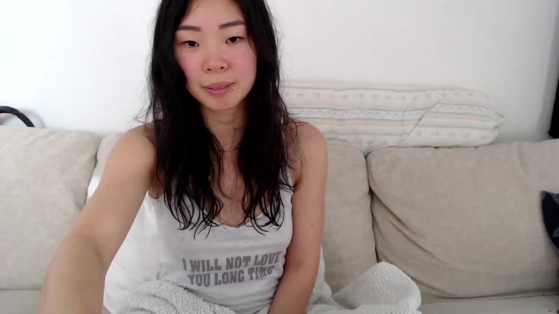 Gallery image thumbnail from VyAwesome's myfreecams stream on, 11/18/2022, 05:32 image 2 of 20