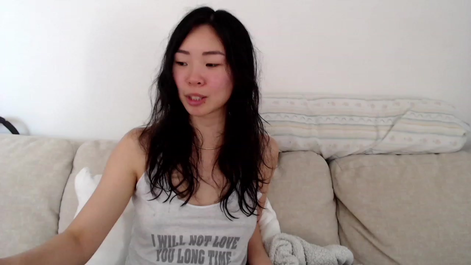 Gallery image thumbnail from VyAwesome's myfreecams stream on, 11/18/2022, 05:32 image 7 of 20