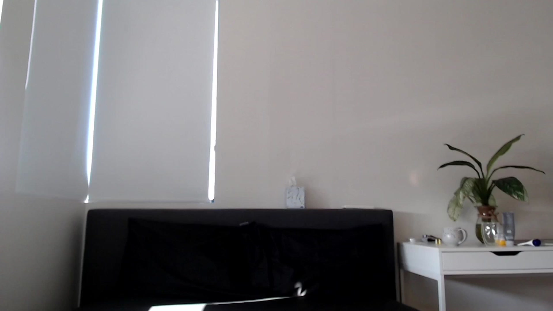 Gallery image thumbnail from VyAwesome's myfreecams stream on, 11/19/2022, 05:39 image 15 of 20