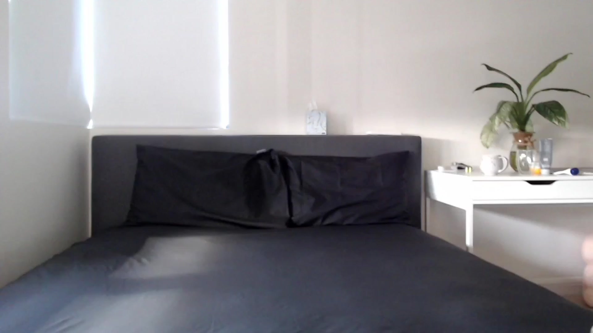 Gallery image thumbnail from VyAwesome's myfreecams stream on, 11/19/2022, 05:39 image 9 of 20