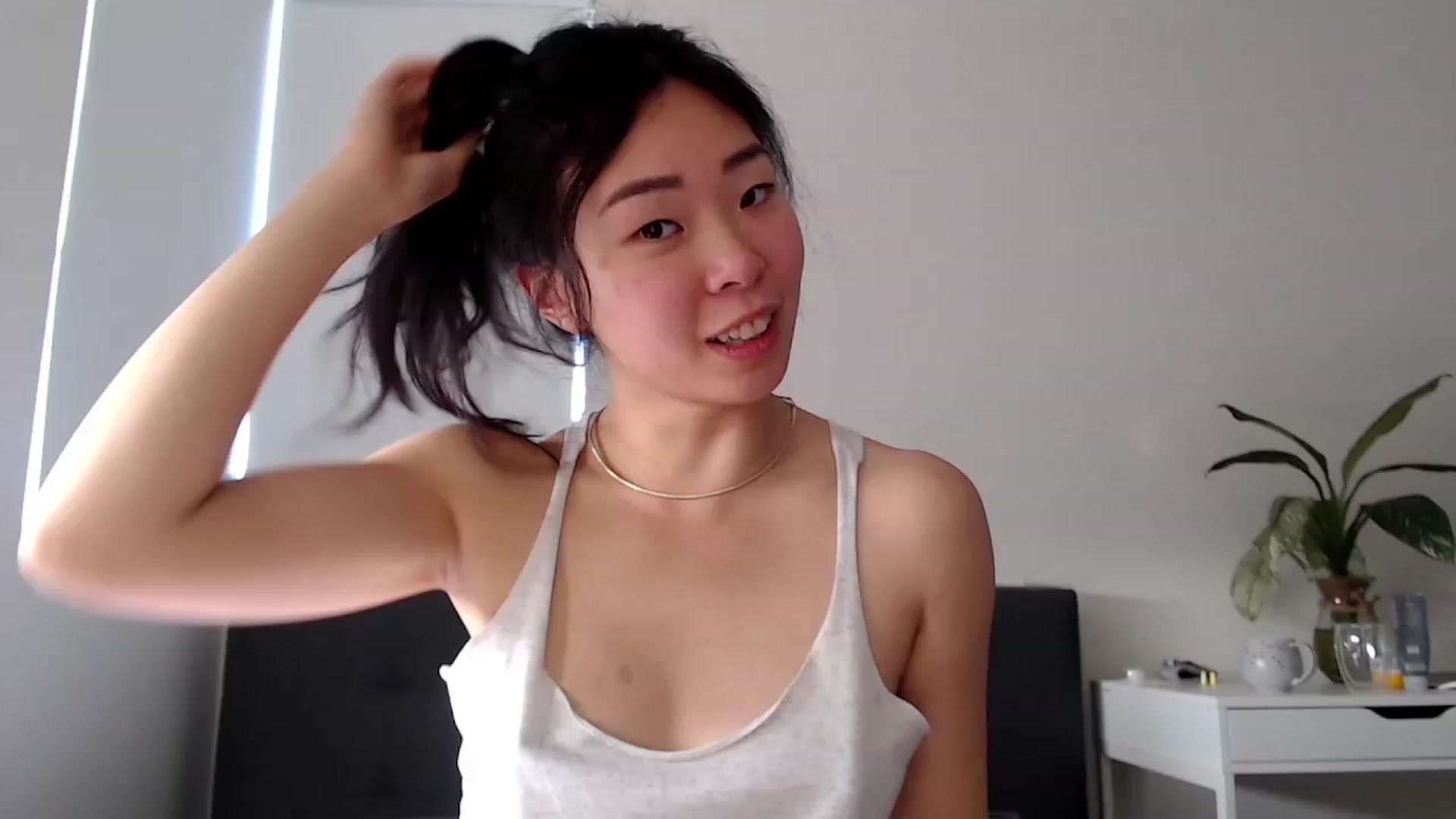 Gallery image thumbnail from VyAwesome's myfreecams stream on, 11/19/2022, 05:39 image 2 of 20
