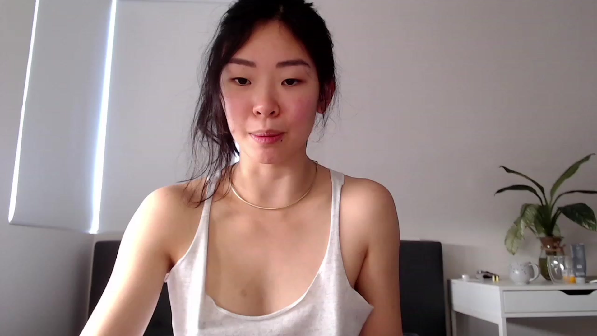 Gallery image thumbnail from VyAwesome's myfreecams stream on, 11/19/2022, 05:39 image 3 of 20