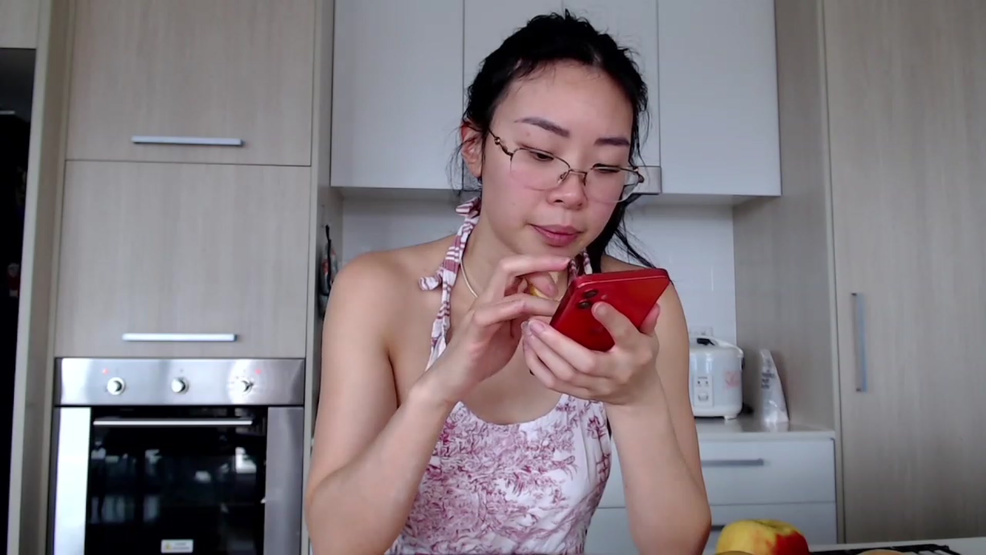 Gallery image thumbnail from VyAwesome's myfreecams stream on, 11/24/2022, 06:49 image 7 of 20