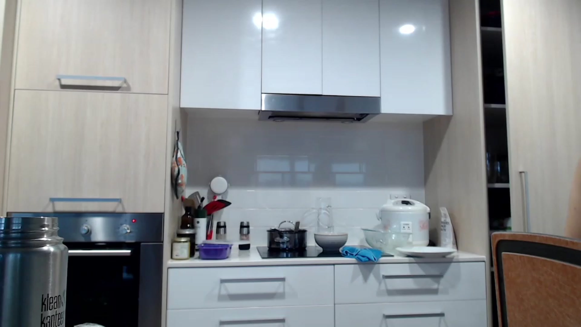Gallery image thumbnail from VyAwesome's myfreecams stream on, 11/24/2022, 08:07 image 14 of 20