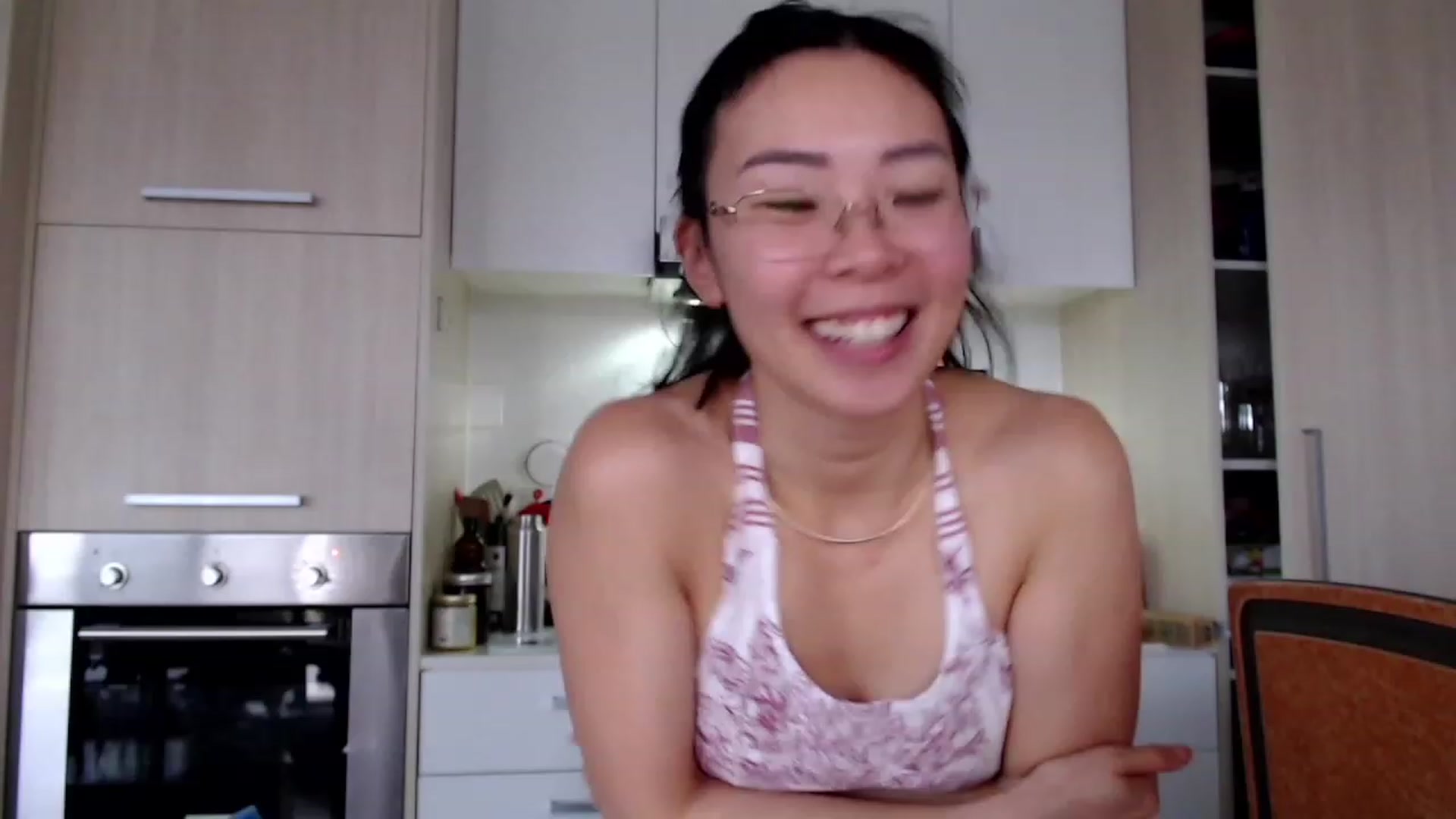 Gallery image thumbnail from VyAwesome's myfreecams stream on, 11/24/2022, 08:07 image 6 of 20