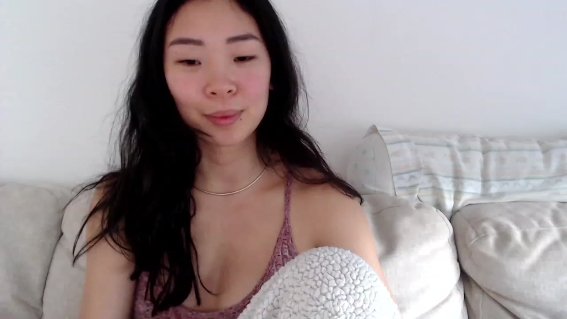 Gallery image thumbnail from VyAwesome's myfreecams stream on, 11/29/2022, 07:08 image 12 of 20