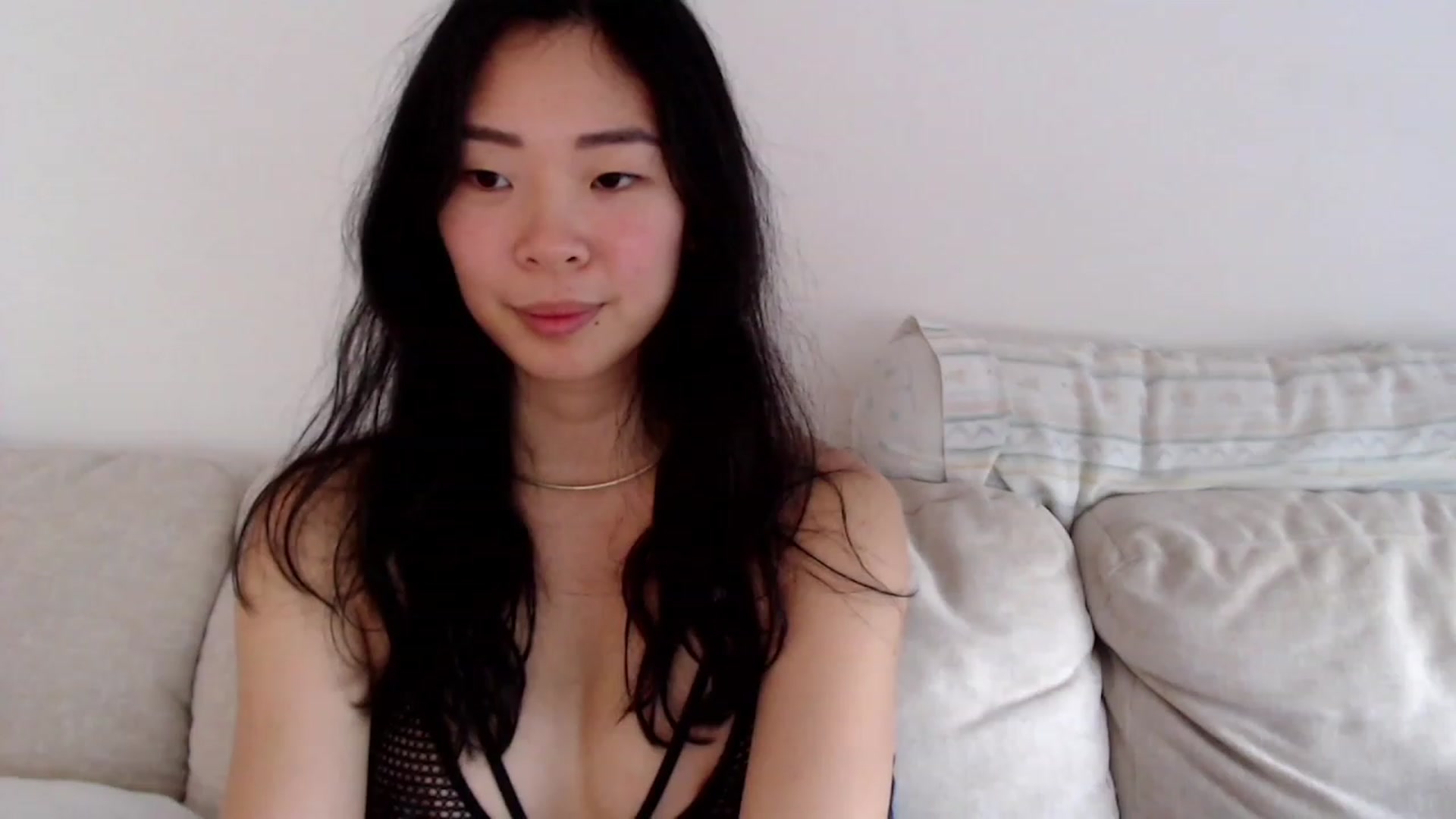 Gallery image thumbnail from VyAwesome's myfreecams stream on, 11/29/2022, 07:58 image 3 of 20