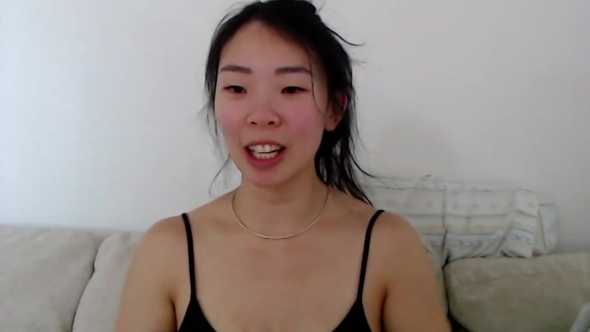 Gallery image thumbnail from VyAwesome's myfreecams stream on, 12/19/2022, 05:47 image 2 of 20