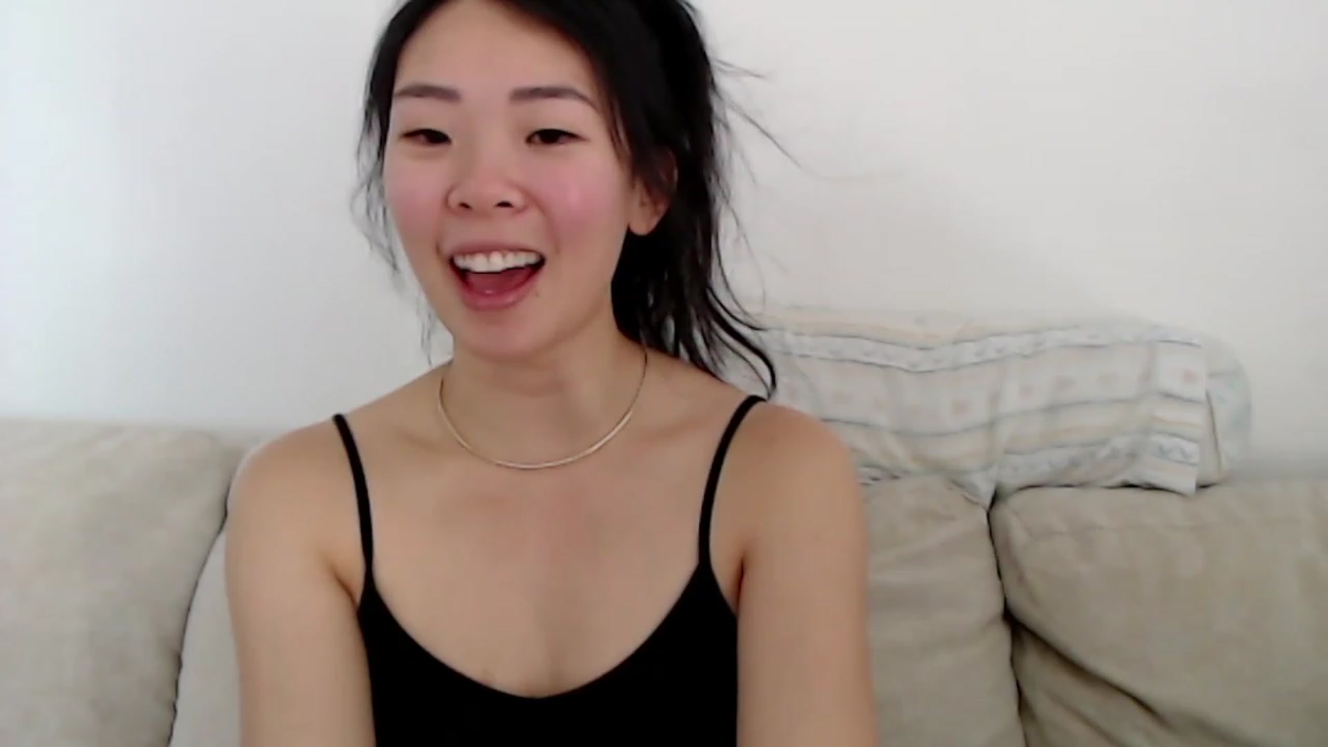 Gallery image thumbnail from VyAwesome's myfreecams stream on, 12/19/2022, 05:47 image 20 of 20