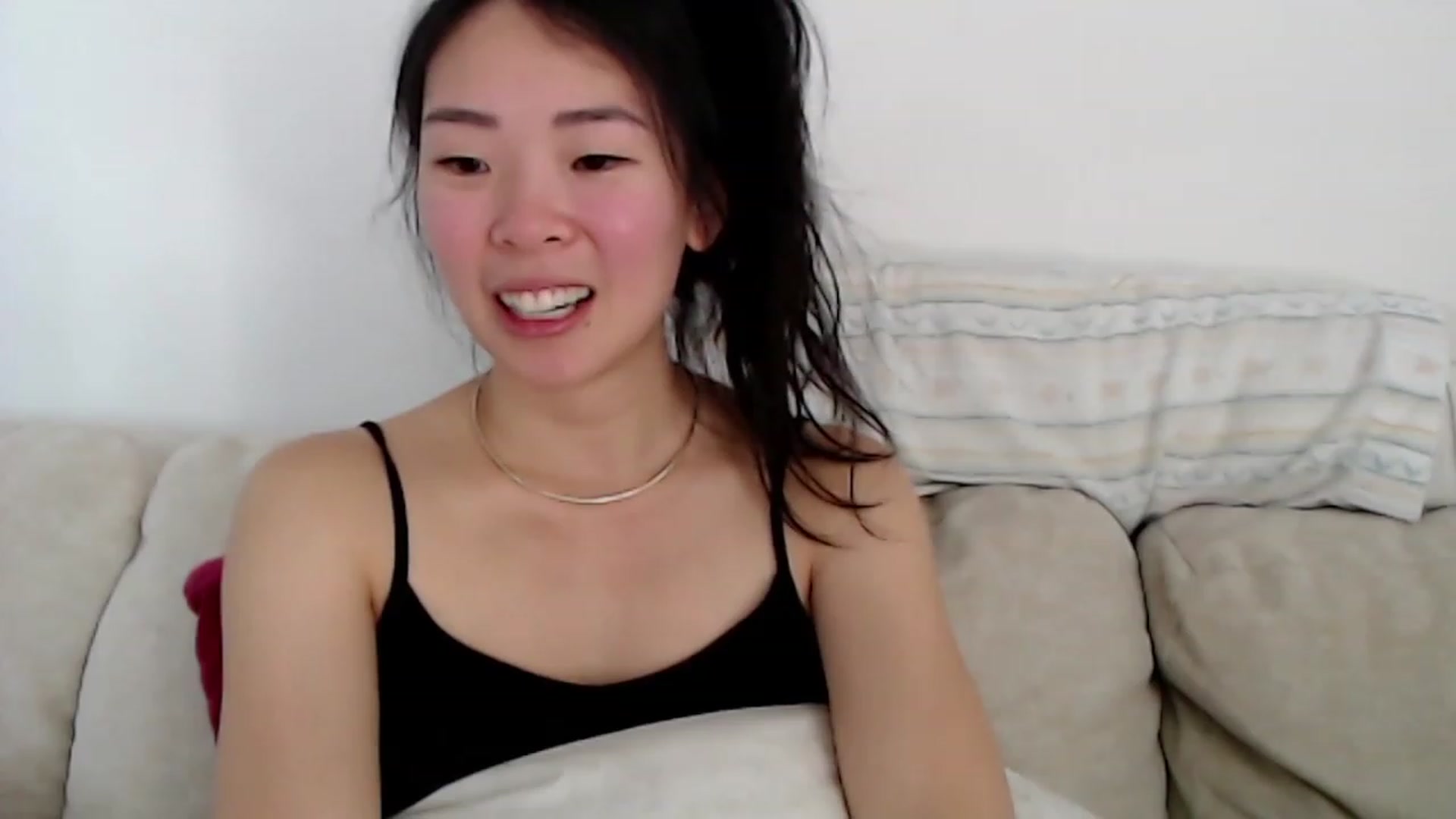 Gallery image thumbnail from VyAwesome's myfreecams stream on, 12/19/2022, 07:06 image 20 of 20