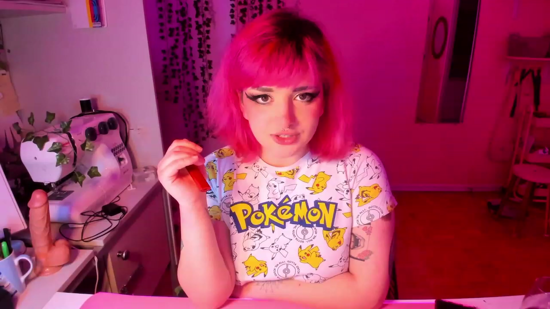 Gallery image thumbnail from Vykyry's myfreecams stream on, 02/19/2023, 05:20 image 16 of 20