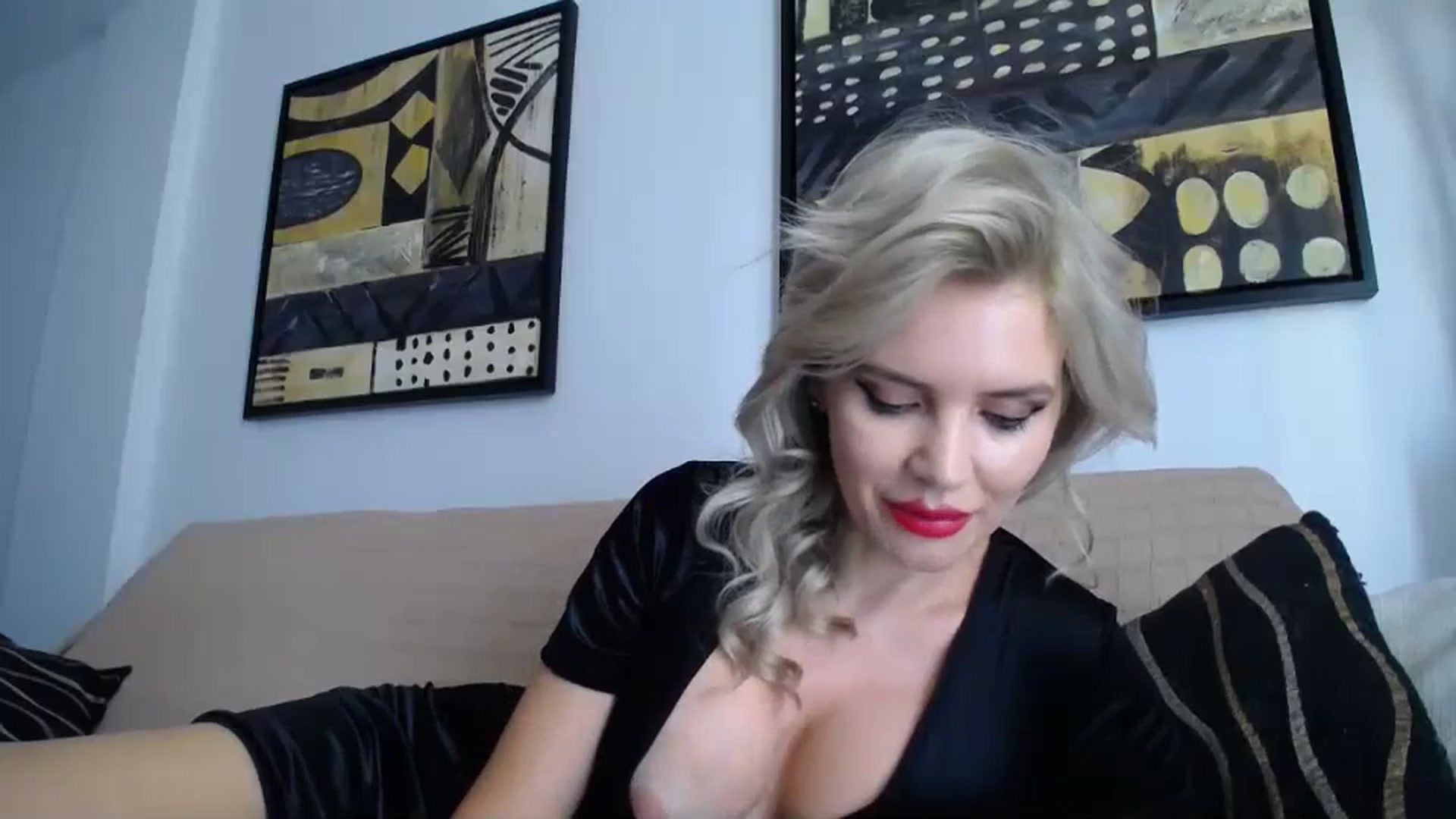 Gallery image thumbnail from WOWW_'s myfreecams stream on, 09/22/2023, 13:42 image 15 of 20