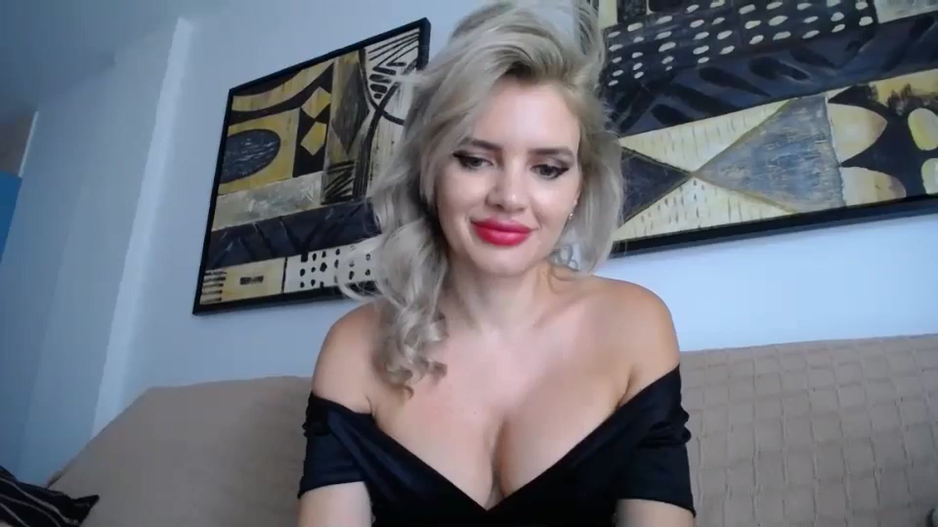 Gallery image thumbnail from WOWW_'s myfreecams stream on, 09/22/2023, 15:24 image 18 of 20