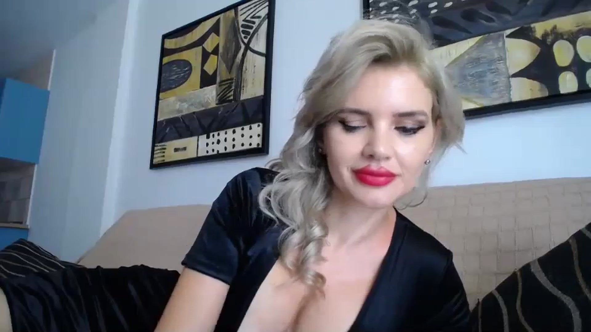 Gallery image thumbnail from WOWW_'s myfreecams stream on, 09/22/2023, 15:24 image 3 of 20