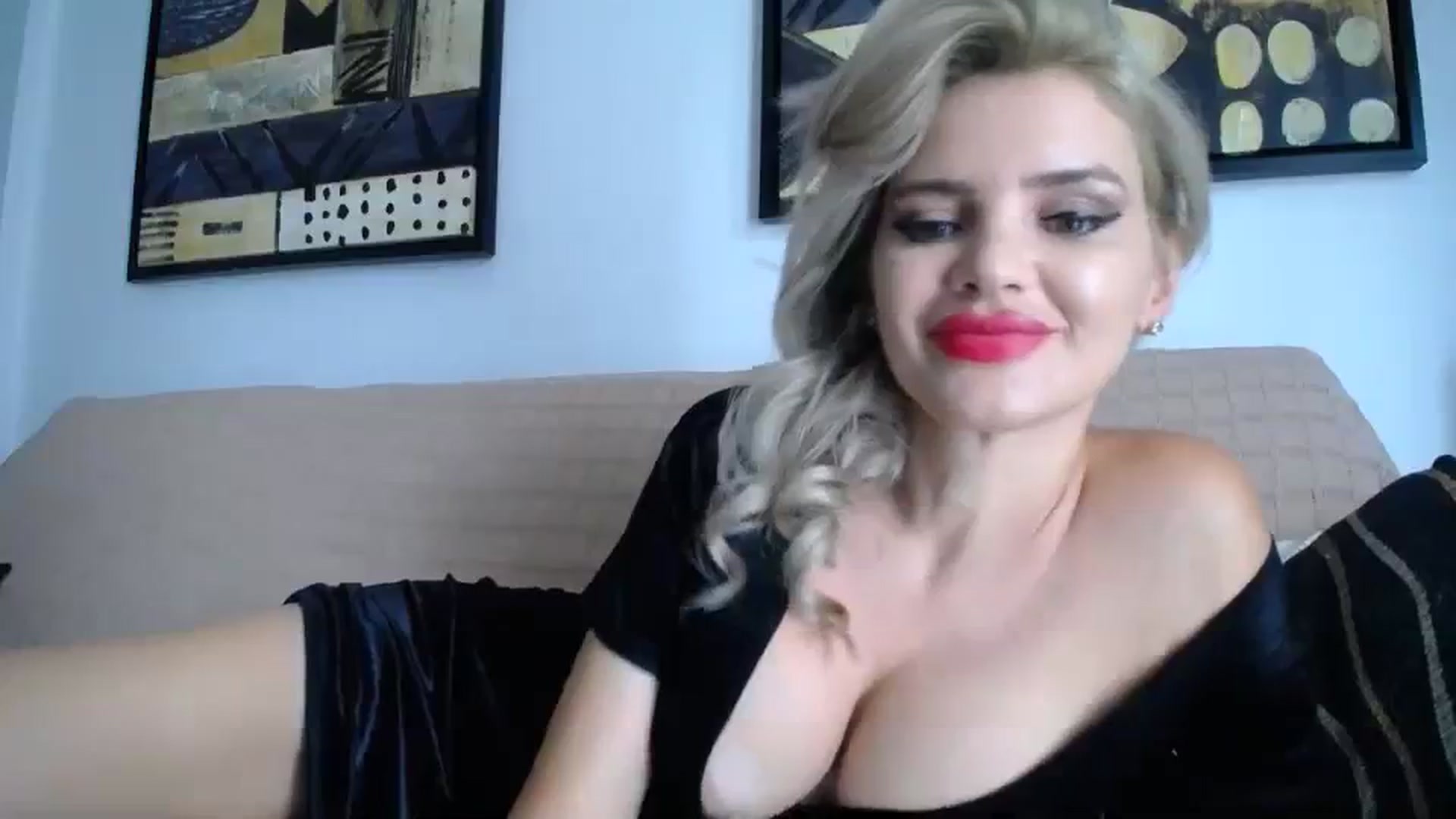 Gallery image thumbnail from WOWW_'s myfreecams stream on, 09/22/2023, 15:24 image 14 of 20