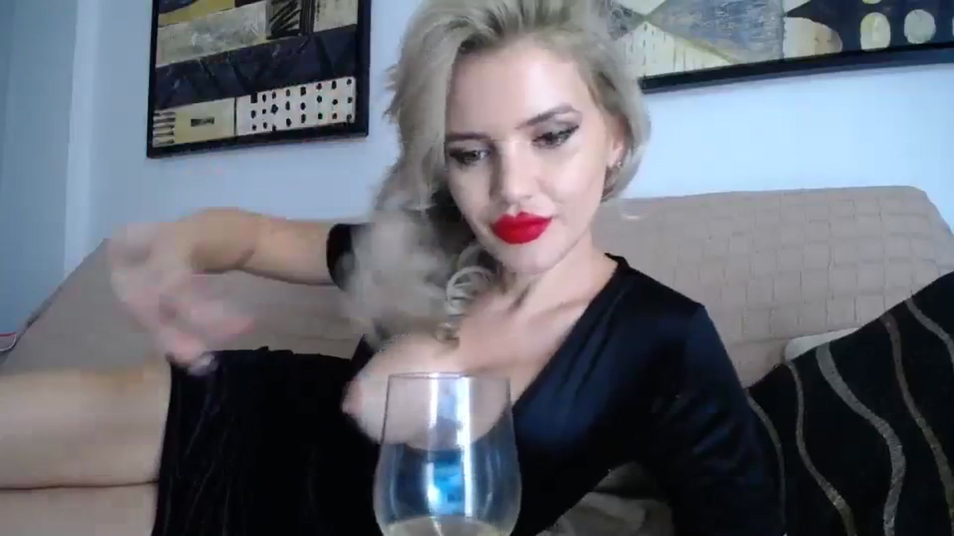 Gallery image thumbnail from WOWW_'s myfreecams stream on, 09/22/2023, 16:35 image 2 of 20