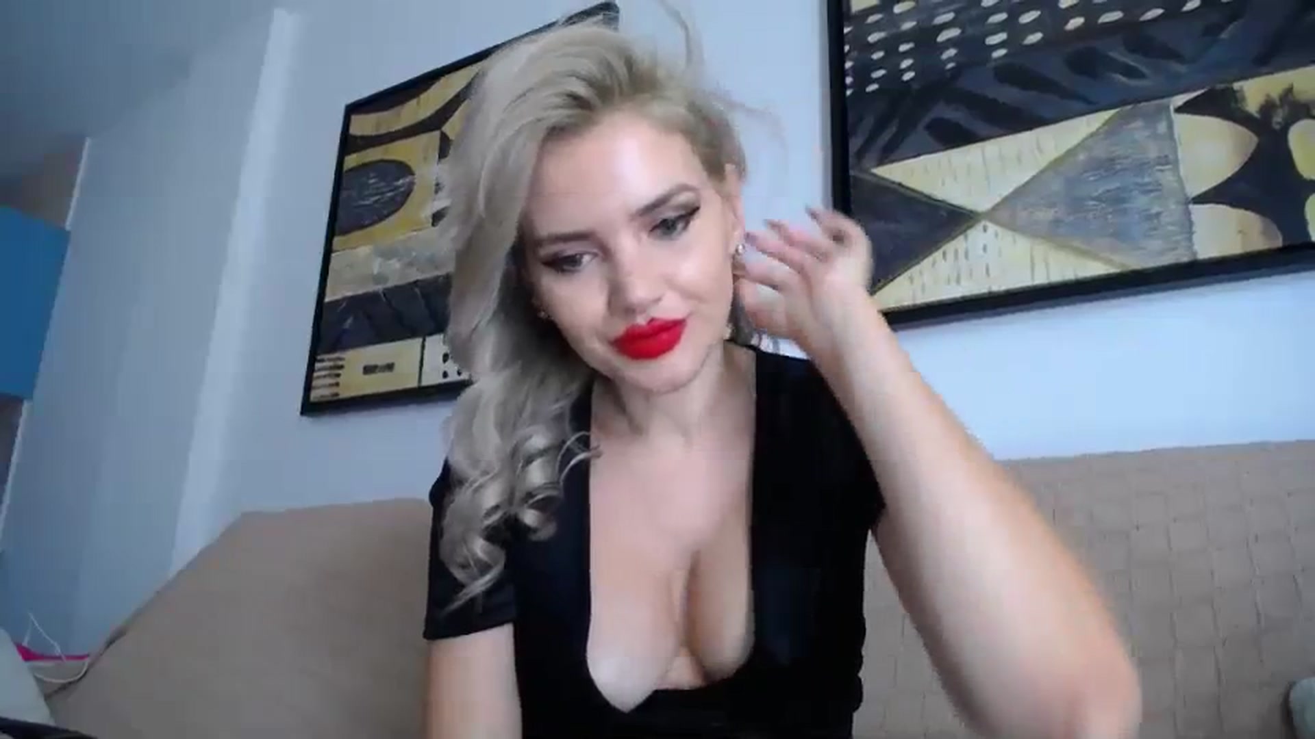 Gallery image thumbnail from WOWW_'s myfreecams stream on, 09/22/2023, 16:35 image 12 of 20
