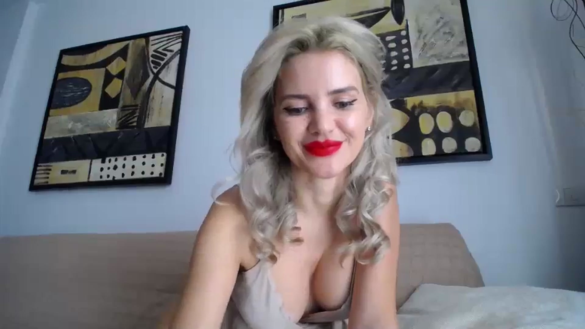 Gallery image thumbnail from WOWW_'s myfreecams stream on, 09/23/2023, 16:15 image 5 of 20