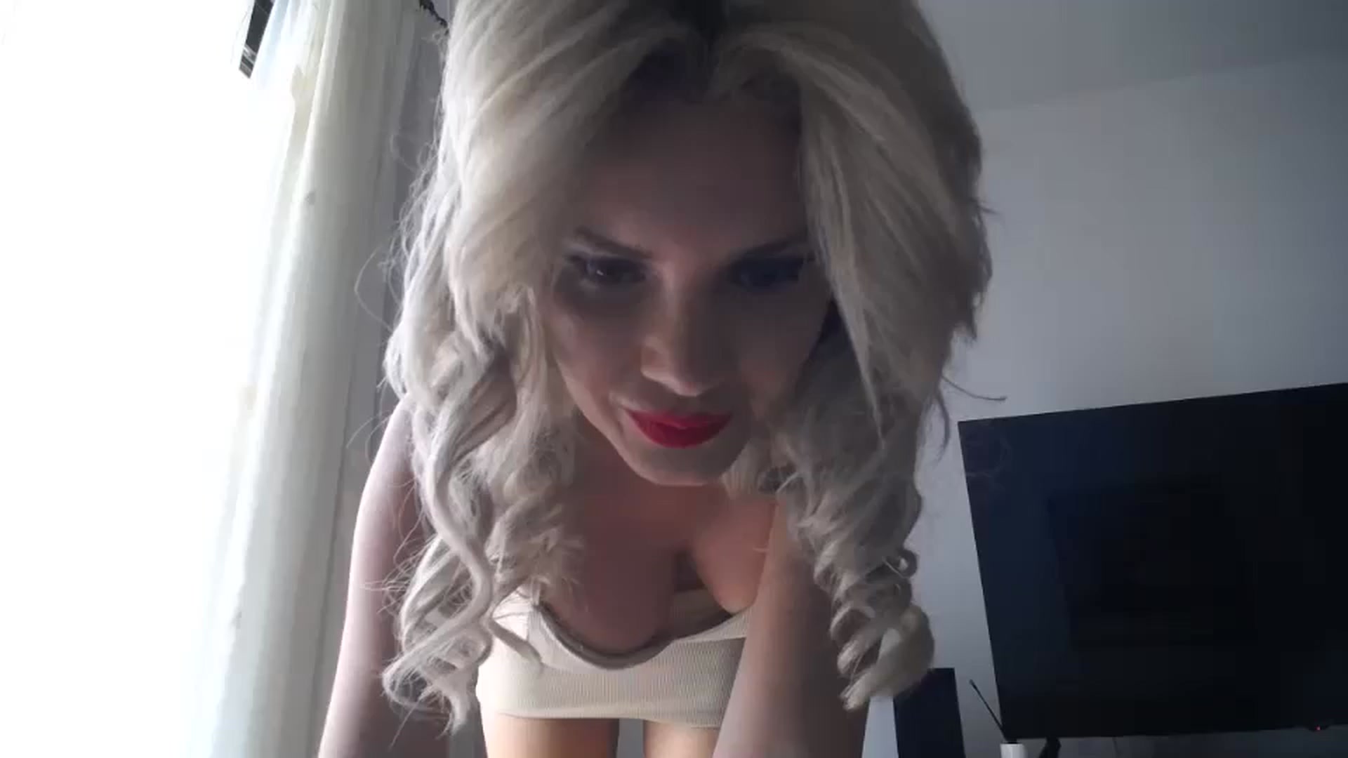 Gallery image thumbnail from WOWW_'s myfreecams stream on, 09/24/2023, 15:42 image 4 of 20