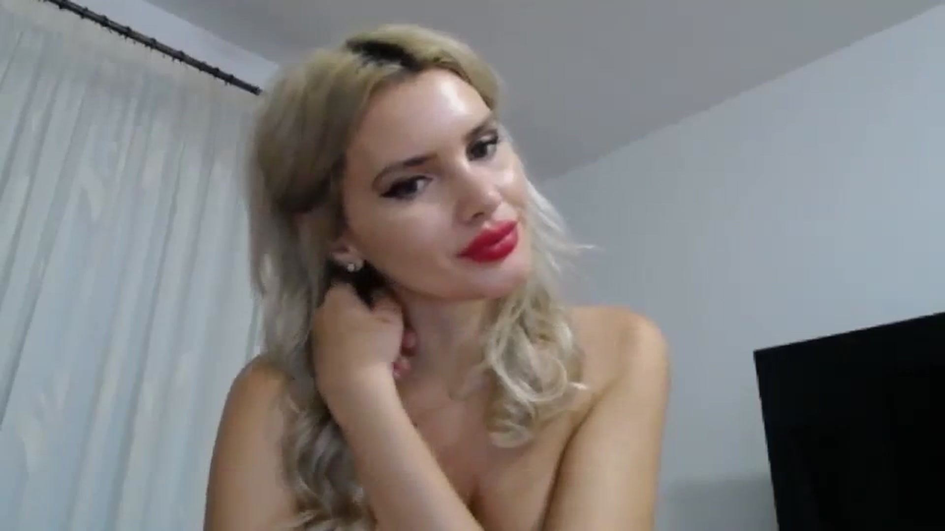 Gallery image thumbnail from WOWW_'s myfreecams stream on, 10/19/2023, 22:39 image 14 of 20
