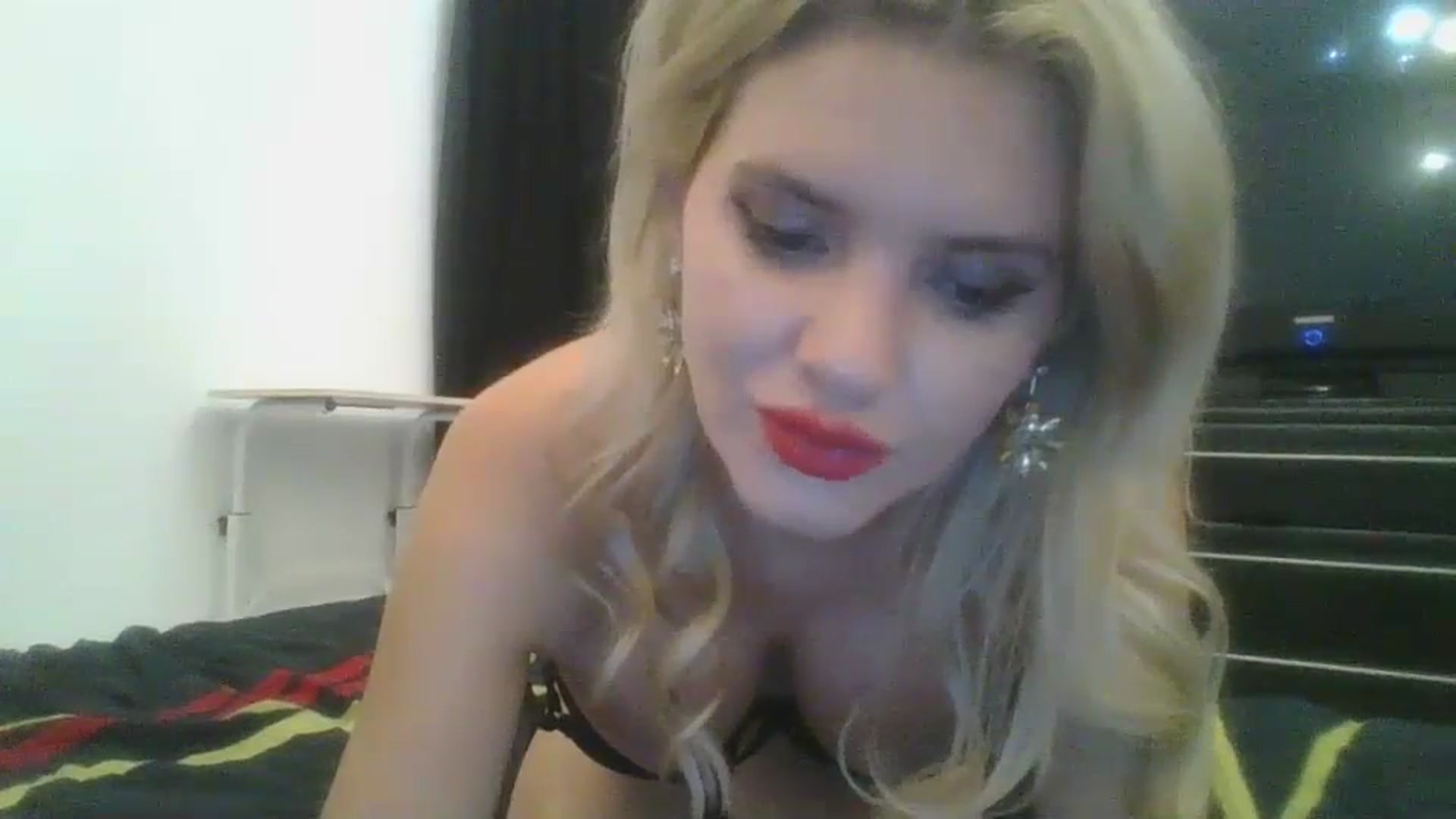 Gallery image thumbnail from WOWW_'s myfreecams stream on, 10/23/2023, 22:14 image 19 of 20