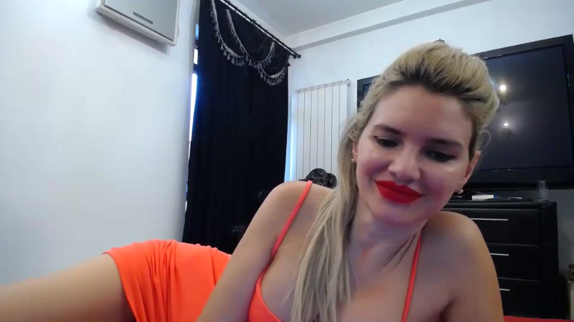 Gallery image thumbnail from WOWW_'s myfreecams stream on, 10/28/2023, 13:56 image 6 of 20