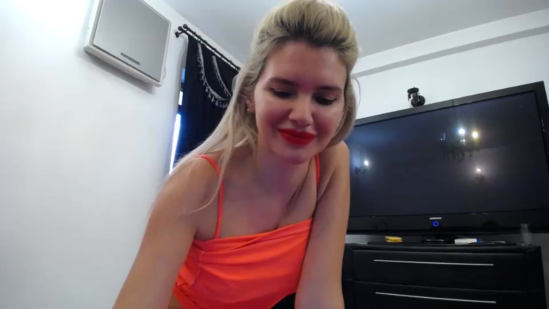Gallery image thumbnail from WOWW_'s myfreecams stream on, 10/28/2023, 14:41 image 11 of 20