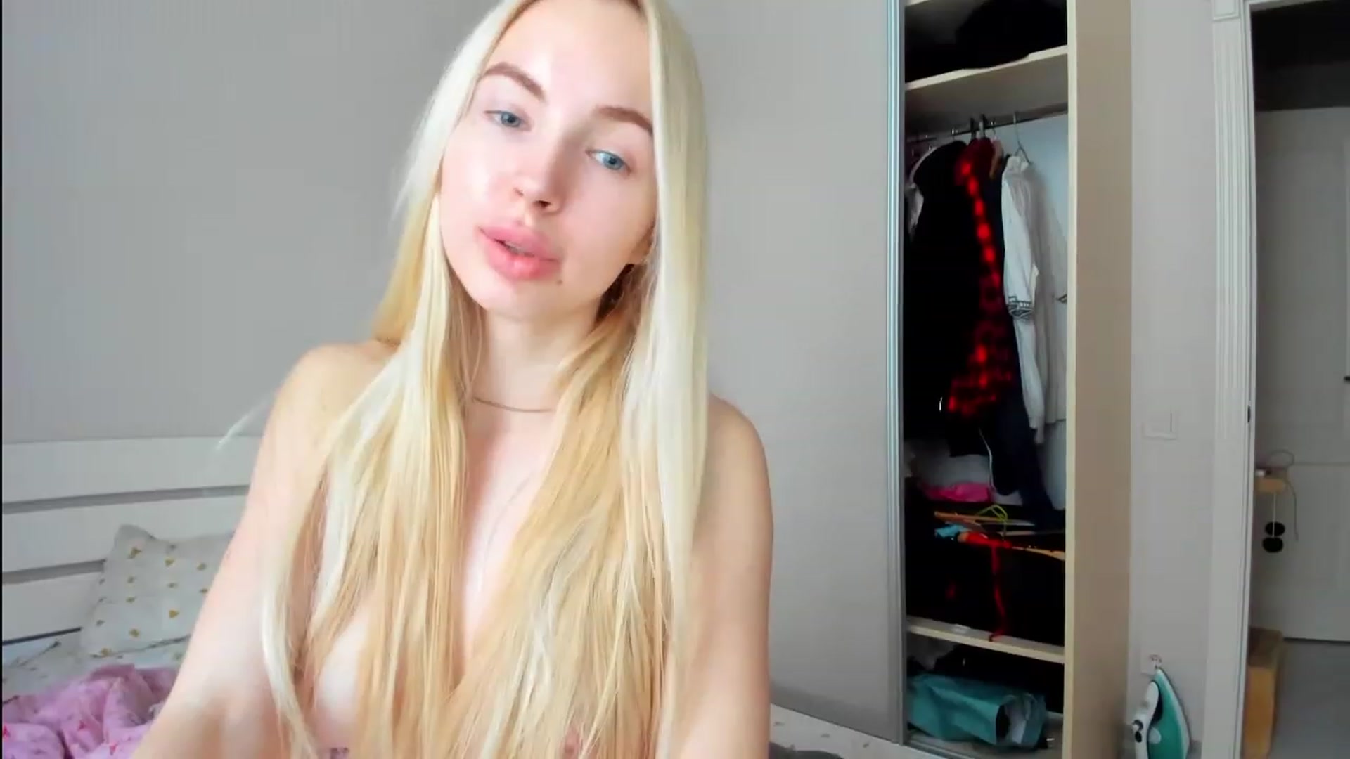 Gallery image thumbnail from WOWbarbie's myfreecams stream on, 12/22/2022, 08:52 image 20 of 20